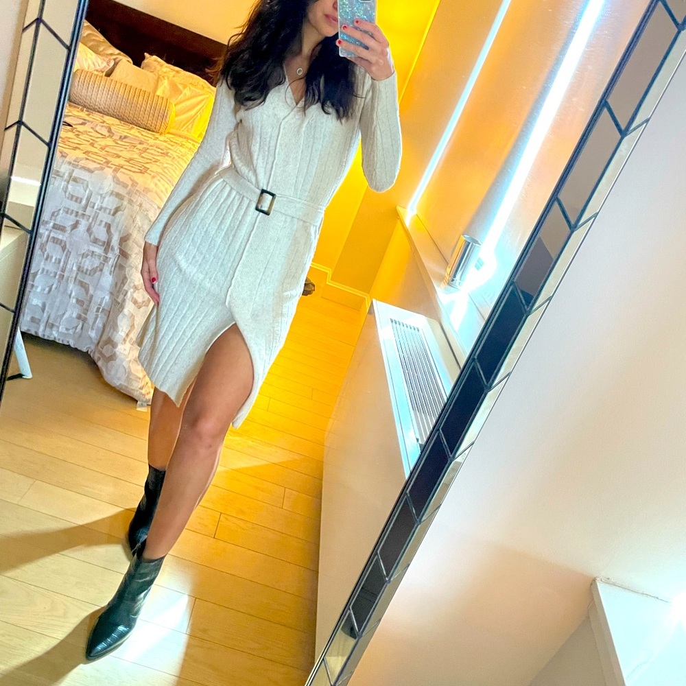 Kendal & Kylie Cardigan Dress w Belt